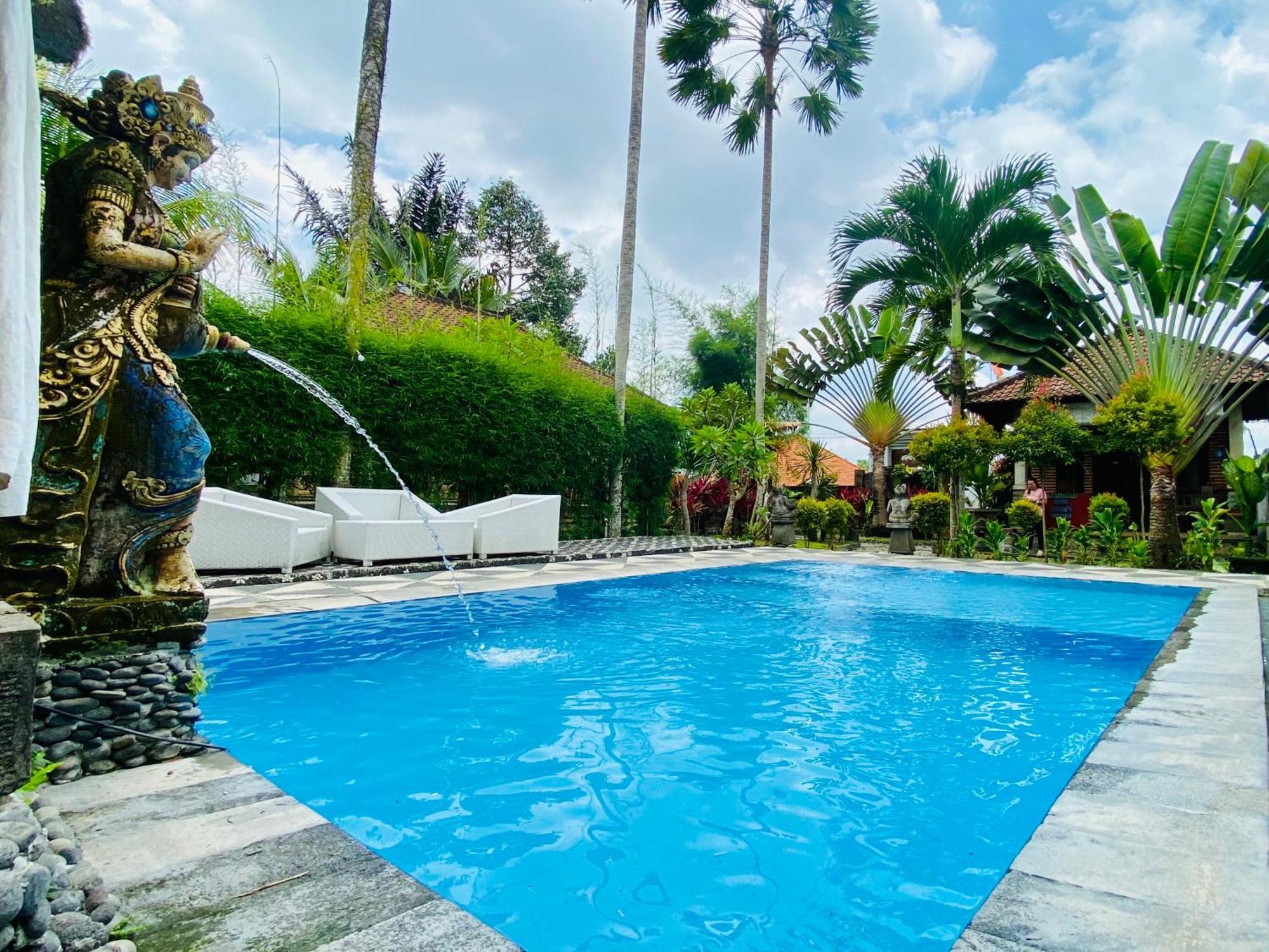 Dong Loka Guesthouse Bali Carangsari Exterior foto