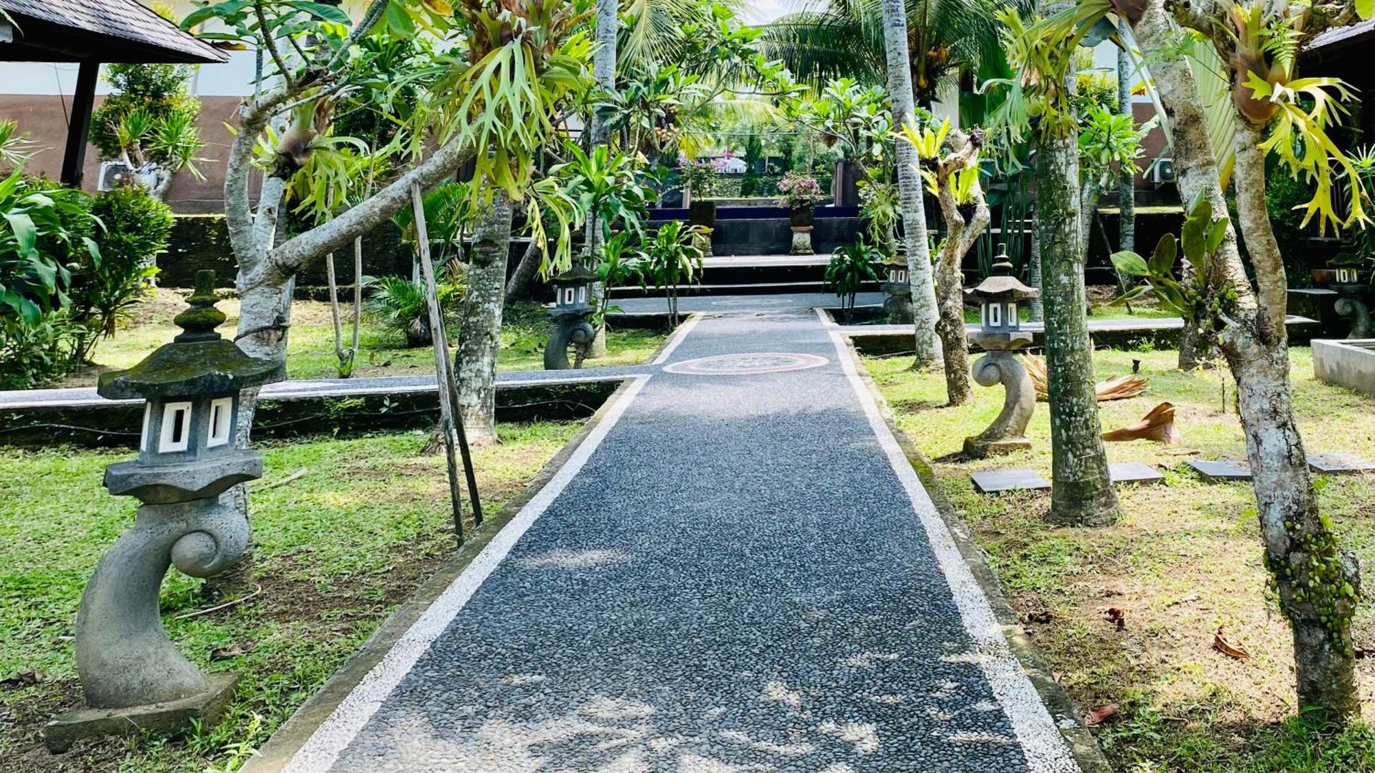 Dong Loka Guesthouse Bali Carangsari Exterior foto
